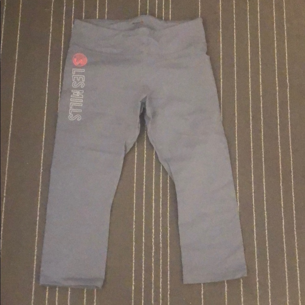 REEBOK LES MILLS Workout Capri Pants